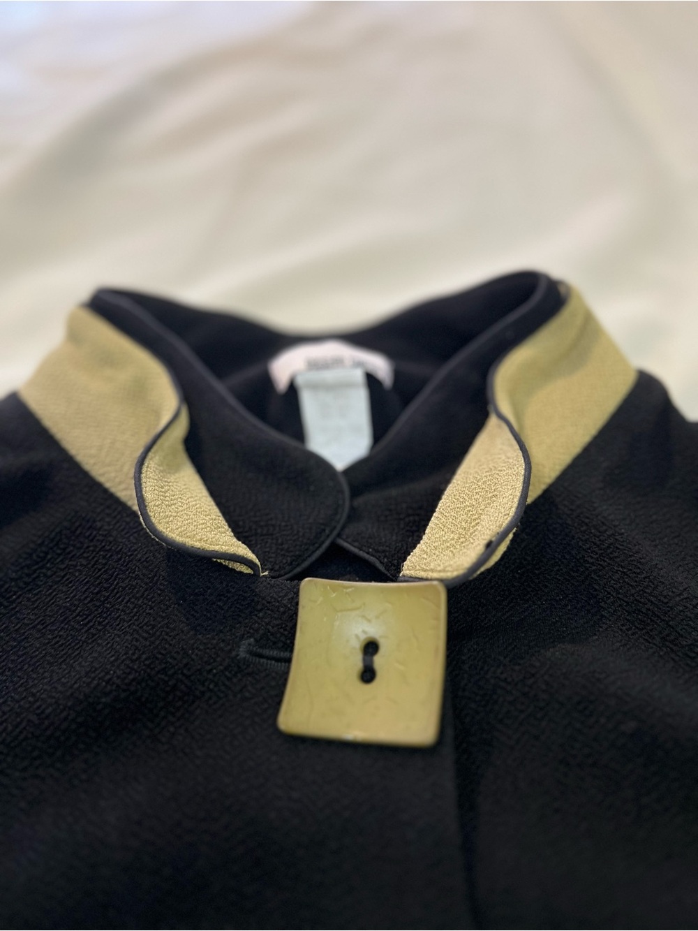 BLACK AND GREEN flared jacket - Picture 4 of 4